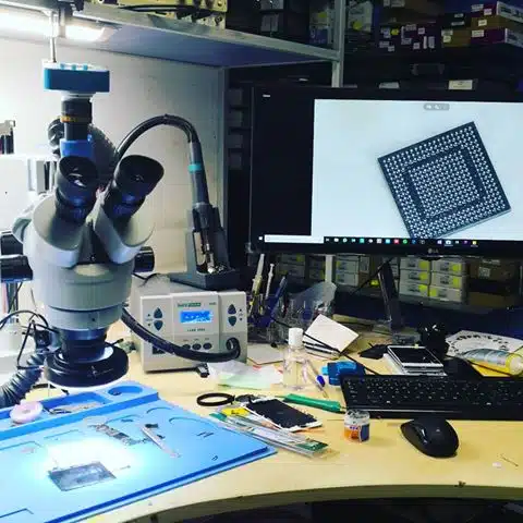 Laboratorio Electrónica Apple MacBook