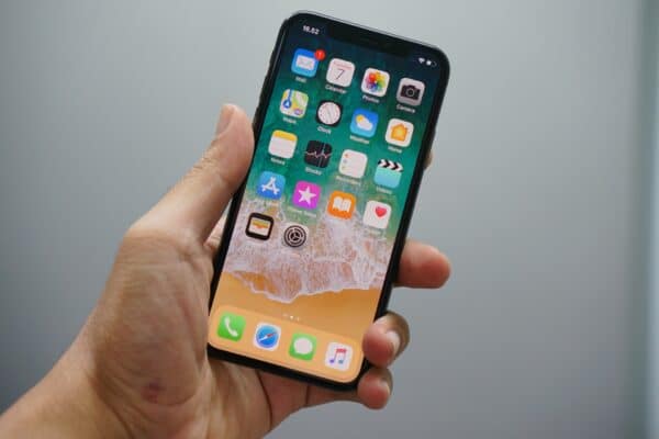 ¿Cómo reparar mi iPhone X? - Precio Batería
