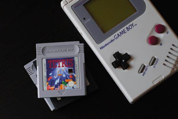 Curiosidades y mitos de la Game Boy - Precio