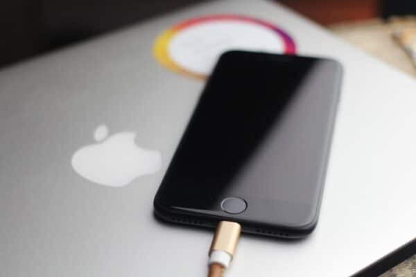 ¿Por qué no puedo actualizar mi iPhone 7? - Cómo actualizar iPhone conectar