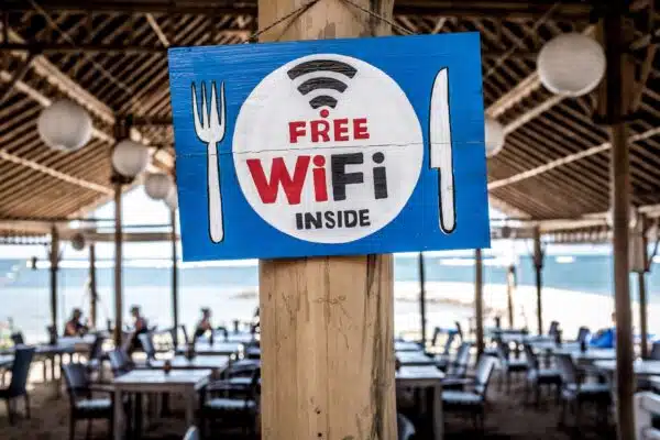 ¿Por qué mi MacBook no se conecta al WiFi? - Red No Segura