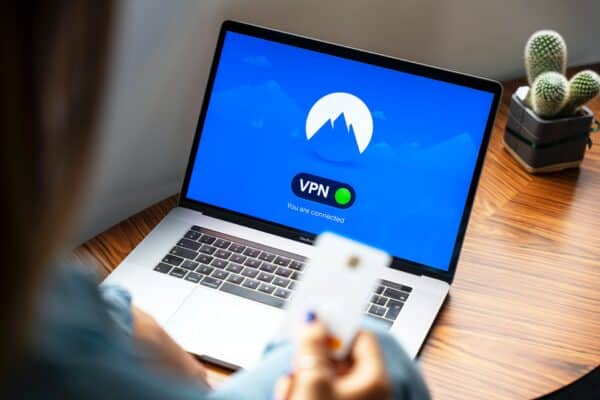 ¿Por qué mi MacBook no se conecta al WiFi? - VPN