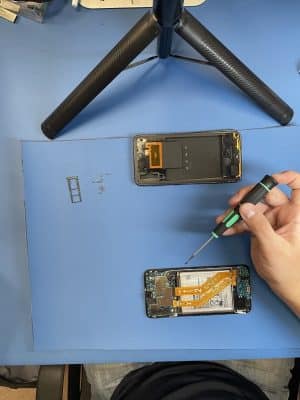 Como Cambiar Pantalla Galaxy A50 - Instalar Placa Base