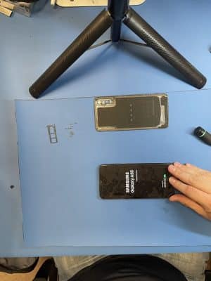 Como Cambiar Pantalla Galaxy A50 - Verificar Encendido