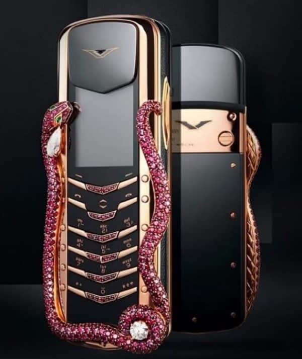 Los peores móviles de la historia - Vertu Cobra Signature