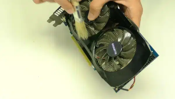 Reparación Tarjeta Gráfica - Limpiar VGA