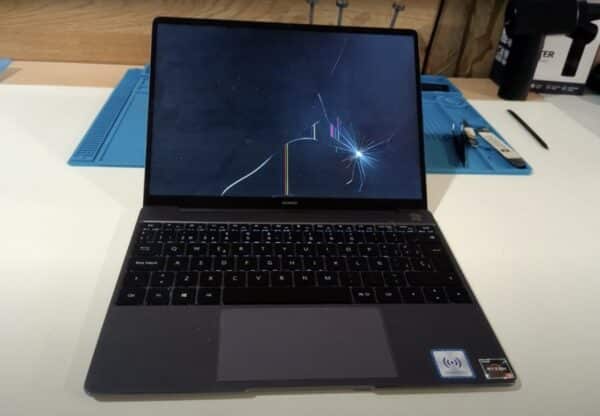 Cambiar pantalla Huawei MateBook 13 - Rota
