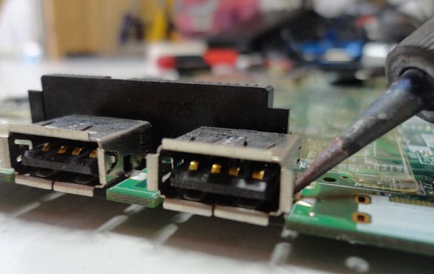 Reparación Portátiles: Puertos USB Roto