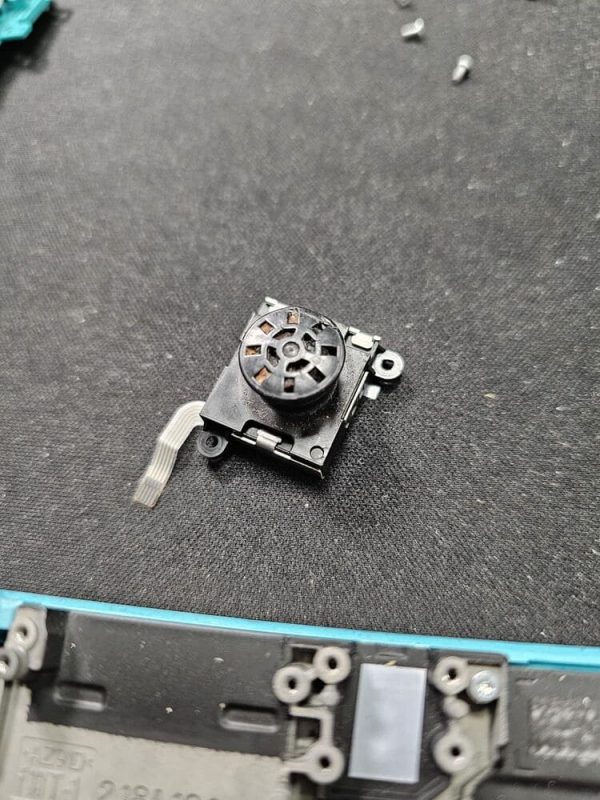 Cambio Joystick Nintendo Switch - Paso 13