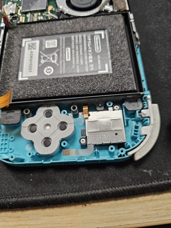 Cambio Joystick Nintendo Switch - Paso 14