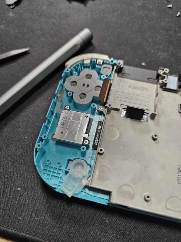 Cambio Joystick Nintendo Switch - Paso 4