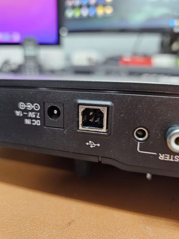 Reparar mesa de mezclas Hércules - Reparación Paso 9