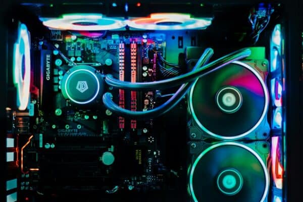 Cómo montar un PC gaming desde cero: componentes, precios y más - Placa base