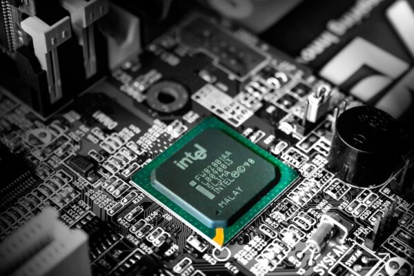 Diferencias entre procesadores Intel y AMD - Características